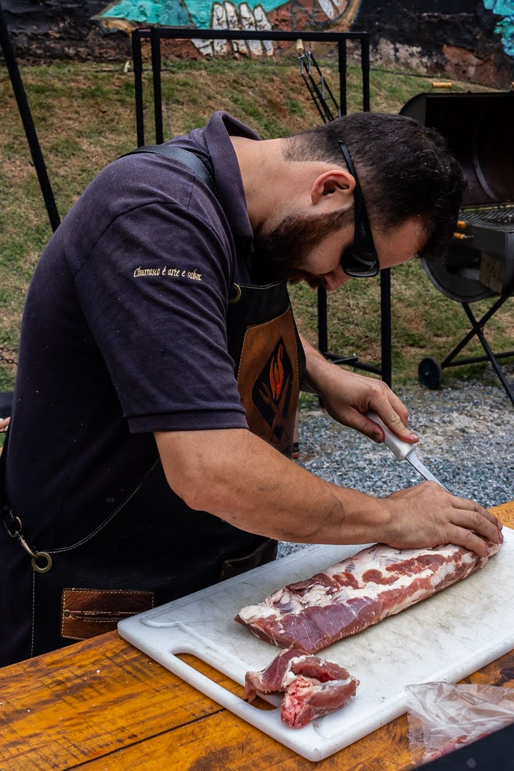 Cortes sendo finalizados na parrilla